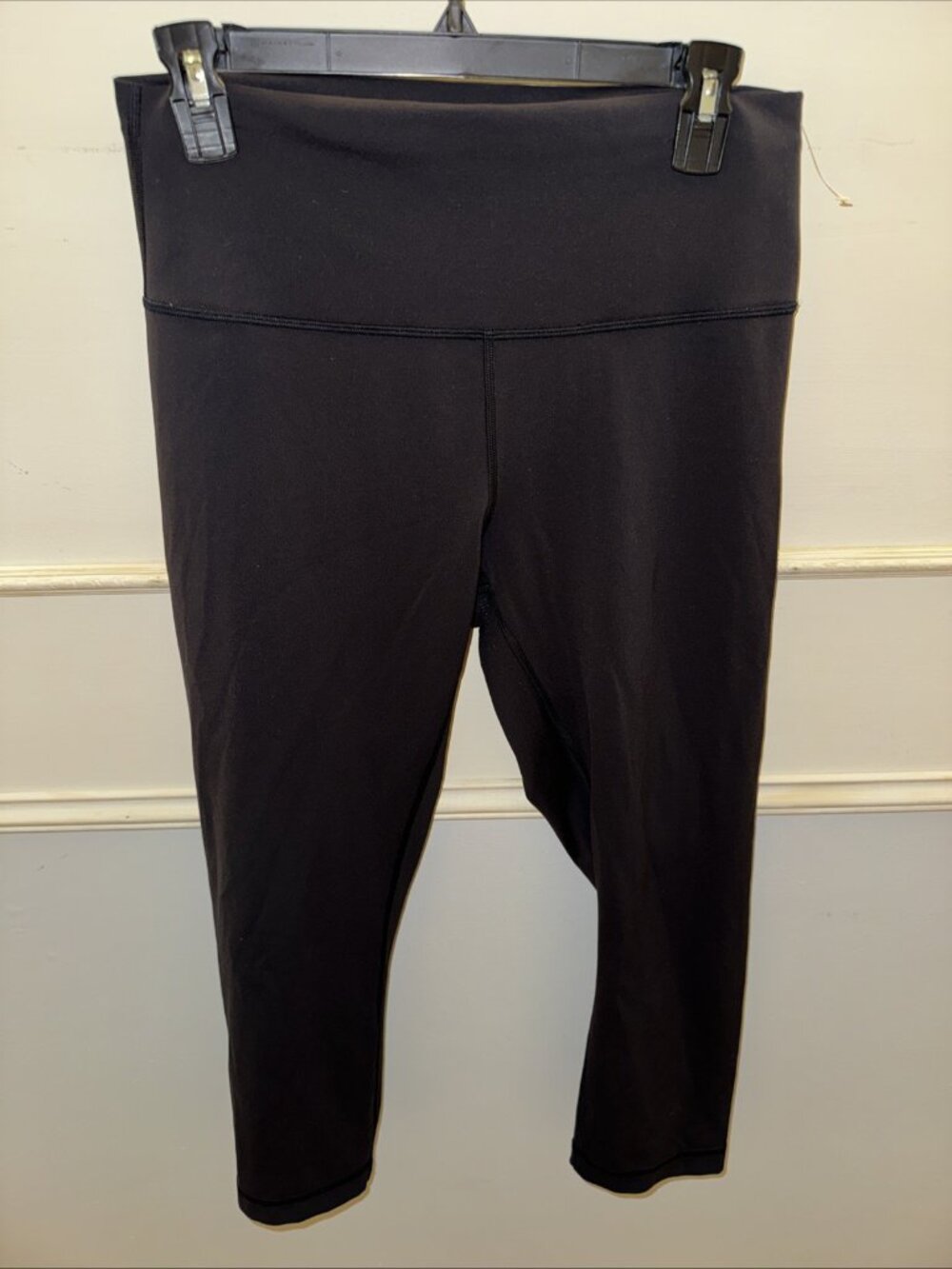 Lululemon Crop Flawless Black Leggings Inner Drawstring Black Stretch Athletic